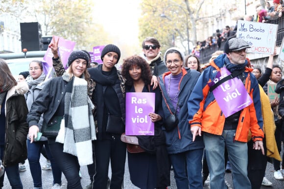 Sonia Rolland lors de la marche contre les violences sexistes et sexuelles (marche organisée par le collectif NousToutes) de place de l'Opéra jusqu'à la place de la Nation à Paris le 23 Novembre 2019 © Cyril Moreau / Bestimage