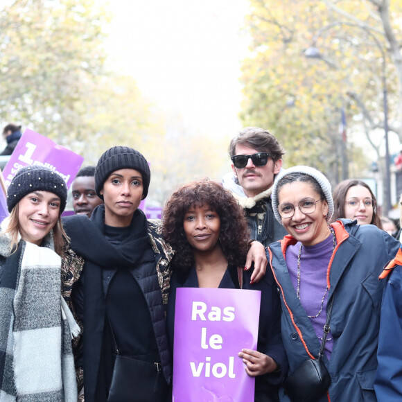 Sonia Rolland lors de la marche contre les violences sexistes et sexuelles (marche organisée par le collectif NousToutes) de place de l'Opéra jusqu'à la place de la Nation à Paris le 23 Novembre 2019 © Cyril Moreau / Bestimage