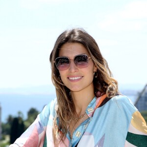 Laury Thilleman à Nice pour les préparatifs de la fête de la musique sur la place Massena le 20 juin 2019 © Sébastien Botella / Nice Matin / Bestimage