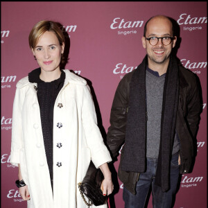 Judith Godrèche et Maurice Barthélemy lors de la soirée Etam lingeir au Palais des sports à Paris le 14 février 2008.