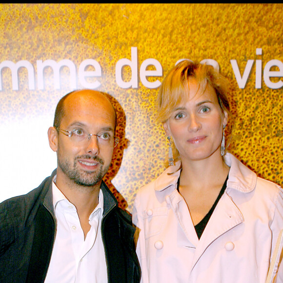 Maurice Barthélemy et Judith Godrèche lors de l'avant-première du film "L'homme de sa vie", à Paris, le 3 octobre 2006.