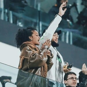 Rihanna et son frère Rorrey en tribunes du match de la Juventus contre l'Atletico Madrid, à Turin, le 26 novembre 2019.