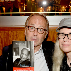 Fabrice Luchini et Dominique Issermann à la remise du prix de la Coupole 2016 à Fabrice Luchini pour son premier livre, "Comédie française", à Paris, le 8 juin 2016. © Rachid Bellak/Bestimage