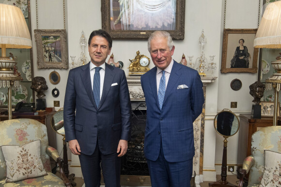 Le prince Charles en audience avec le premier ministre italien Giuseppe Conte à la Clarence House à Londres, à l'occasion des 70 ans de l'OTAN. Le 3 décembre 2019