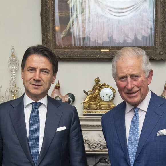 Le prince Charles en audience avec le premier ministre italien Giuseppe Conte à la Clarence House à Londres, à l'occasion des 70 ans de l'OTAN. Le 3 décembre 2019