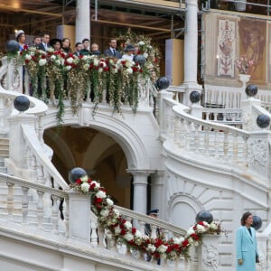 Louis Ducruet et sa femme Marie, la princesse Alexandra de Hanovre, Pierre Casiraghi avec sa femme Beatrice Borromeo et leurs enfants Stefano et Francesco, Andrea Casiraghi et sa femme Tatiana Santo Domingo et leurs enfants Maximilian et Sacha, la princesse Caroline de Hanovre, la princesse Charlène de Monaco, la princesse Stéphanie de Monaco, le prince Albert II de Monaco - La famille princière de Monaco dans la cour du palais lors de la fête Nationale monégasque à Monaco le 19 novembre 2019. © Olivier Huitel/Pool Monaco/Bestimage