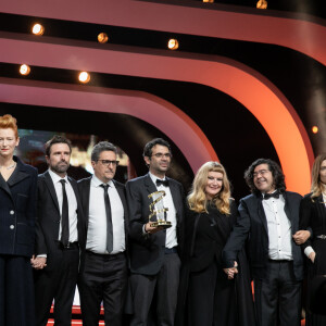 Tilda Swinton, Rebecca Zlotowski, Mikael Persbrandt, Kleber Mendonça Filho, David Michôd, Chiara Mastroianni, Atiq Rahimi, Andrea Arnold, Ali Essafi, Nicolas Rincon, Gille et Héctor Ulloque Franco (Prix de L'Etoile d'Or de Marrakech) - Cérémonie de clôture du 18ème Festival International du Film de Marrakech le 7 décembre 2019. ©Romual Maigneux / Bestimage