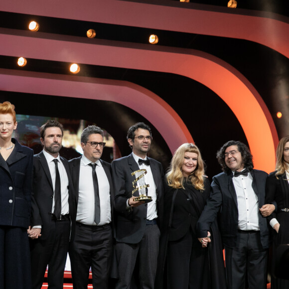 Tilda Swinton, Rebecca Zlotowski, Mikael Persbrandt, Kleber Mendonça Filho, David Michôd, Chiara Mastroianni, Atiq Rahimi, Andrea Arnold, Ali Essafi, Nicolas Rincon, Gille et Héctor Ulloque Franco (Prix de L'Etoile d'Or de Marrakech) - Cérémonie de clôture du 18ème Festival International du Film de Marrakech le 7 décembre 2019. ©Romual Maigneux / Bestimage