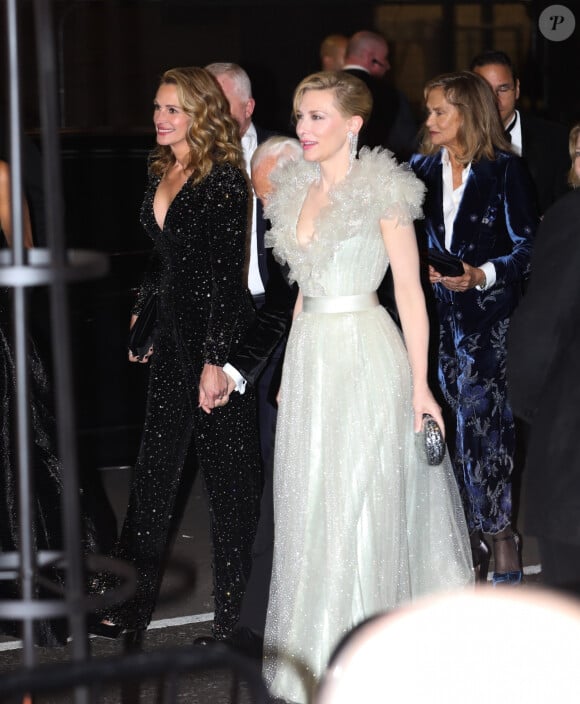 Julia Roberts, Cate Blanchett - Arrivée des people à la soirée des "Fashion Awards 2019" à Londres, le 2 décembre 2019. L