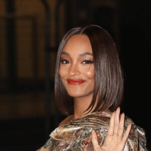 Jourdan Dunn - Arrivée des people à la soirée des "Fashion Awards 2019" à Londres, le 2 décembre 2019.