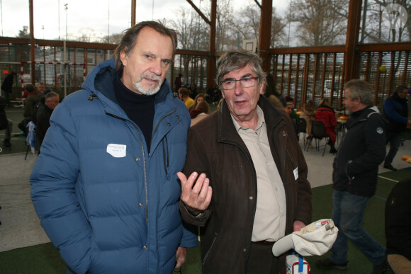 Exclusif - Philippe Roullier et Bernard Menez participent au tournoi de pétanque au profit du Téléthon 2019 au stade Suchet à Paris le 7 décembre 2019. © JLPPA/Bestimage