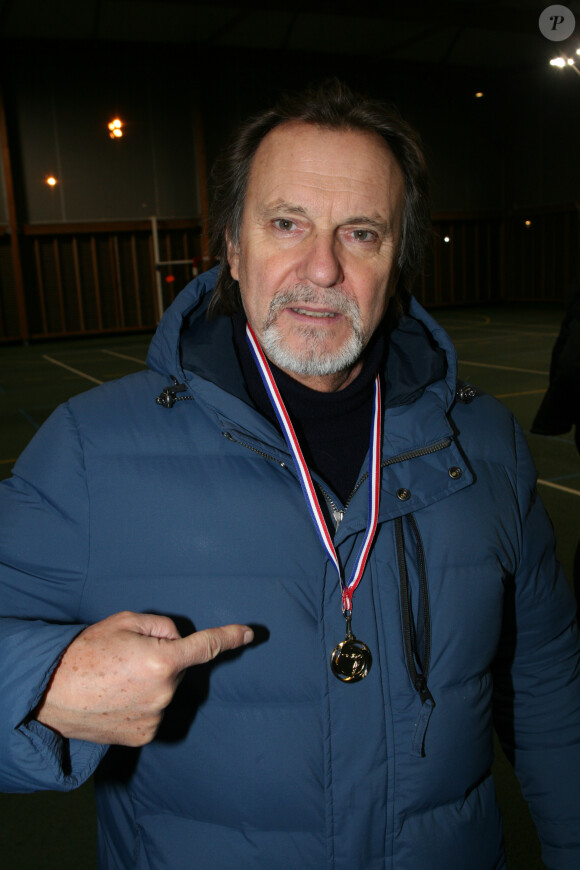 Exclusif - Philippe Roullier participe au tournoi de pétanque au profit du Téléthon 2019 au stade Suchet à Paris le 7 décembre 2019. © JLPPA/Bestimage