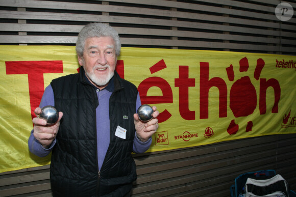 Exclusif - Patrick Préjean participe au tournoi de pétanque au profit du Téléthon 2019 au stade Suchet à Paris le 7 décembre 2019. © JLPPA/Bestimage