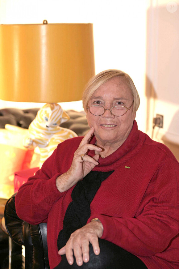 Nicole de Buron en décembre 2005 à Paris. L'auteure de Sainte Chérie est décédée en décembre 2019 à 90 ans.