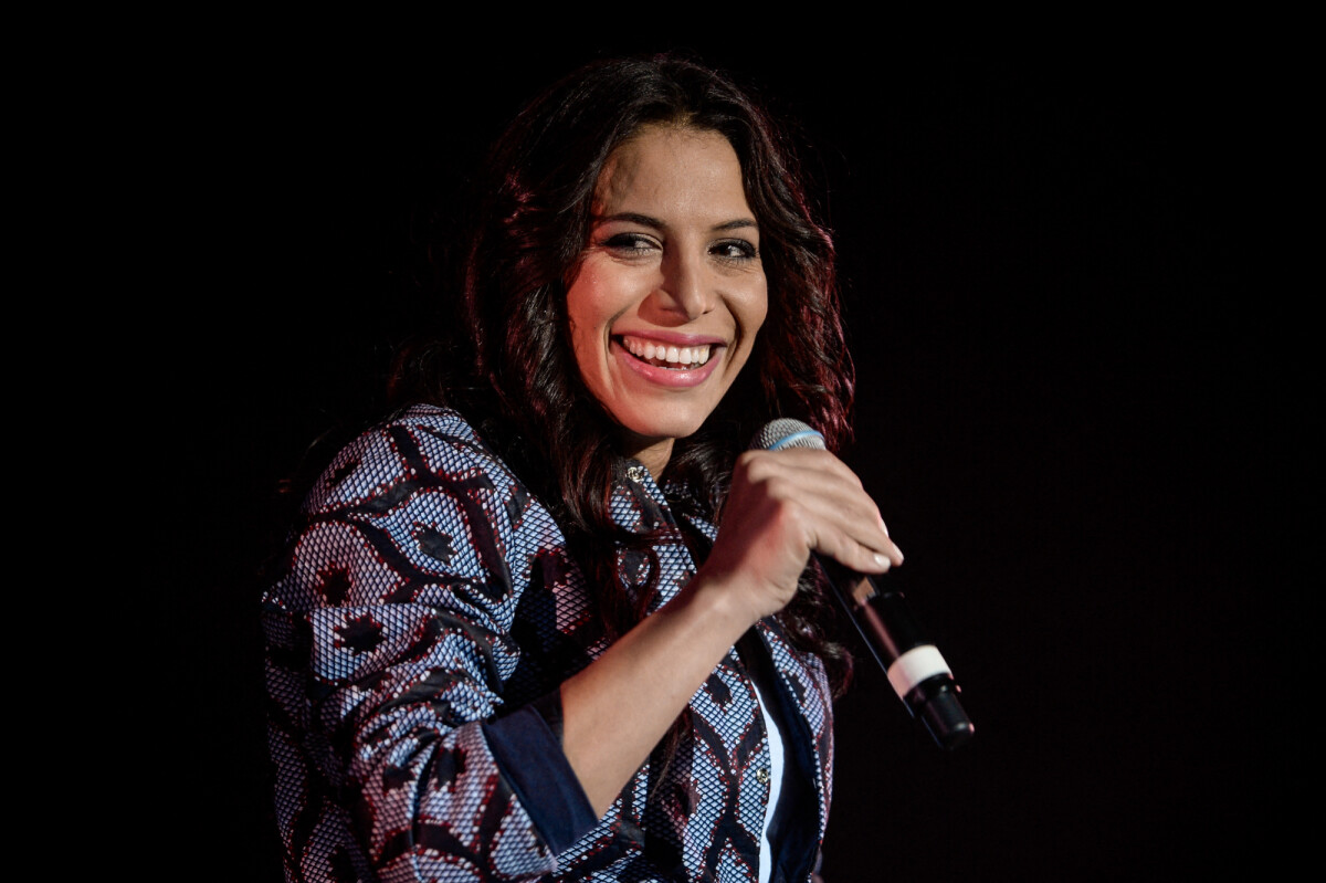 Photo Zaho sur la scène du concert "Scoop Live" à l'amphithéâtre