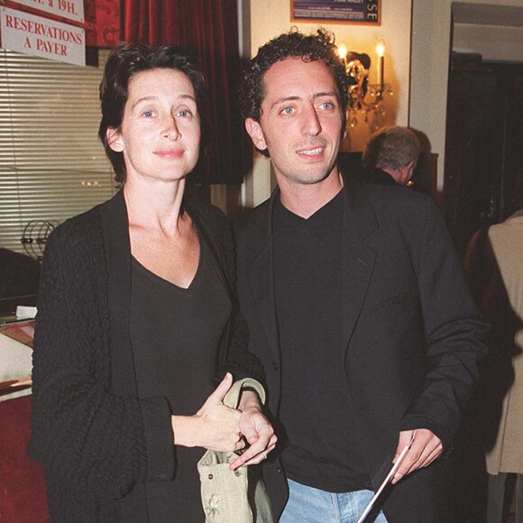 Anne Brochet et Gad Elmaleh à Paris en septembre 2000.