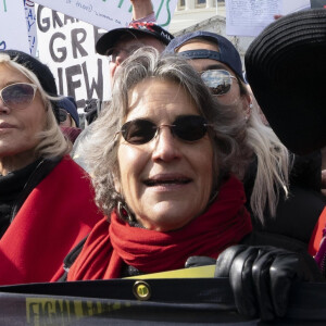 Jane Fonda - L'actrice et militante politique J.Fonda, accompagnée de B.Cohen et J.Greenfield de Ben et Jerry's Ice Cream, participent à une manifestation pour le climat à Capitol Hill, à Washington, DC, le 8 novembre 2019.