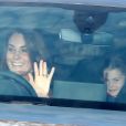 Kate Middleton et sa fille la princesse Charlotte - La famille royale arrive au palais de Buckingham pour le traditionnel déjeuner de Noël de la reine Elizabeth, le 18 décembre 2019.