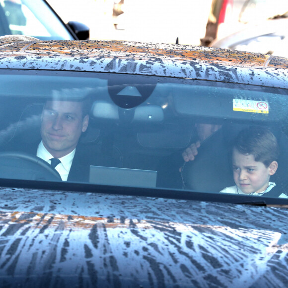 Le prince William et son fils George - La famille royale arrive au palais de Buckingham pour le traditionnel déjeuner de Noël de la reine Elizabeth, le 18 décembre 2019.