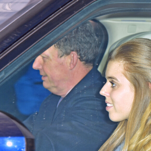 La princesse Beatrice - La famille royale arrive au palais de Buckingham pour le traditionnel déjeuner de Noël de la reine Elizabeth, le 18 décembre 2019.