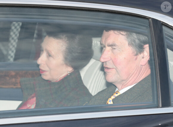 La princesse Anne et le vice-amiral Sir Tim Laurence - La famille royale arrive au palais de Buckingham pour le traditionnel déjeuner de Noël de la reine Elizabeth, le 18 décembre 2019.