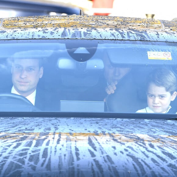 Le prince William et son fils George - La famille royale arrive au palais de Buckingham pour le traditionnel déjeuner de Noël de la reine Elizabeth, le 18 décembre 2019.
