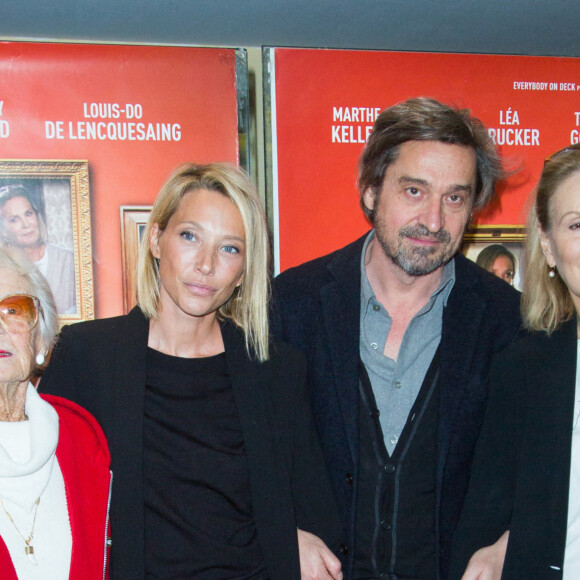 Brigitte Auber, Laura Smet, Louis-Do de Lencquesaing et Marthe Keller lors de l'avant-première de "La sainte famille" du UGC Les Halles, à Paris, le 19 décembre 2019.