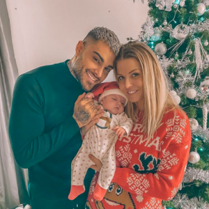 Jessica Thivenin, Thibault Garcia et Maylone fêtent leur premier Noël ensemble, sur Instagram le 25 décembre 2019.