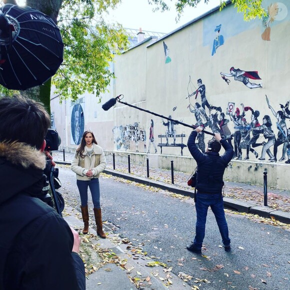 Ophélie Meunier lors d'un tournage de "Zone Interdite", photo postée le 1er janvier 2020, sur Instagram