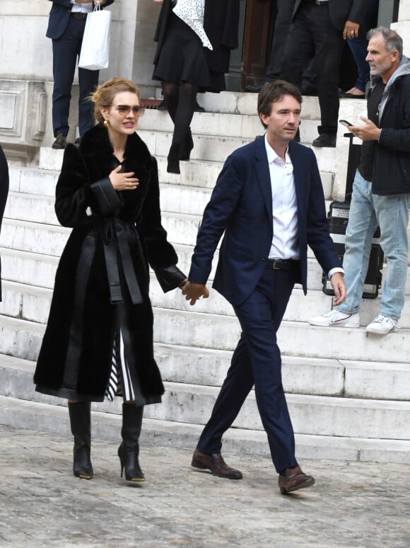 Natalia Vodianova et son compagnon Antoine Arnault - Célébrités au défilé Stella McCartney Collection Prêt-à-Porter Printemps/Eté 2020 lors de la Fashion Week de Paris (PFW), le 30 septembre 2019.