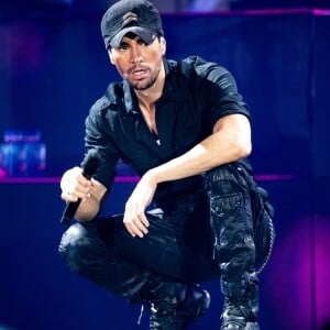 Enrique Iglesias en concert à Birmingham, Royaume Uni, le 27 octobre 2018.