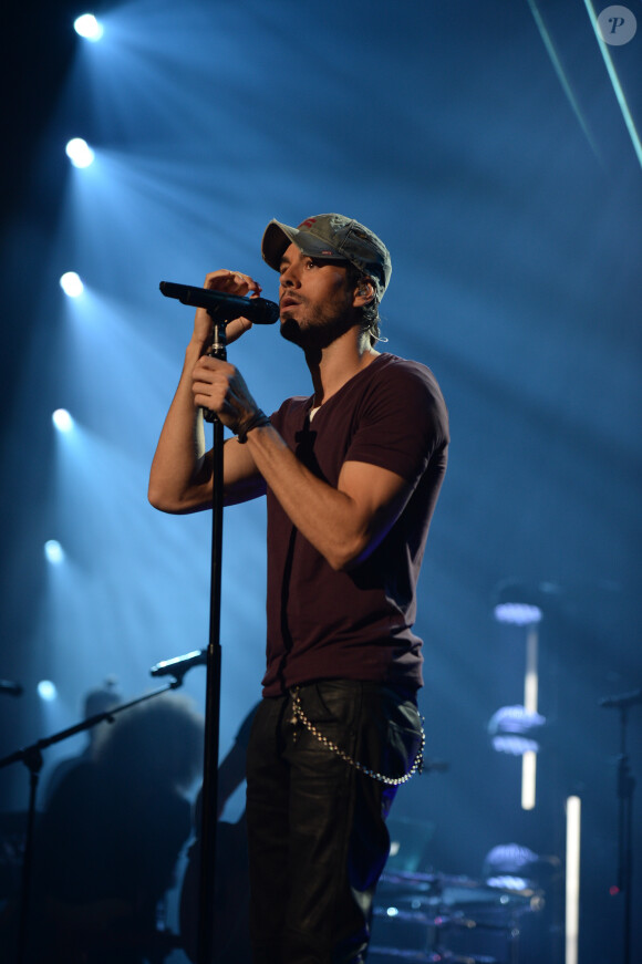 Concert de Enrique Iglesias lors du festival "iHeartRadio Fiesta Latina" à Miami le 5 novembre 2016.