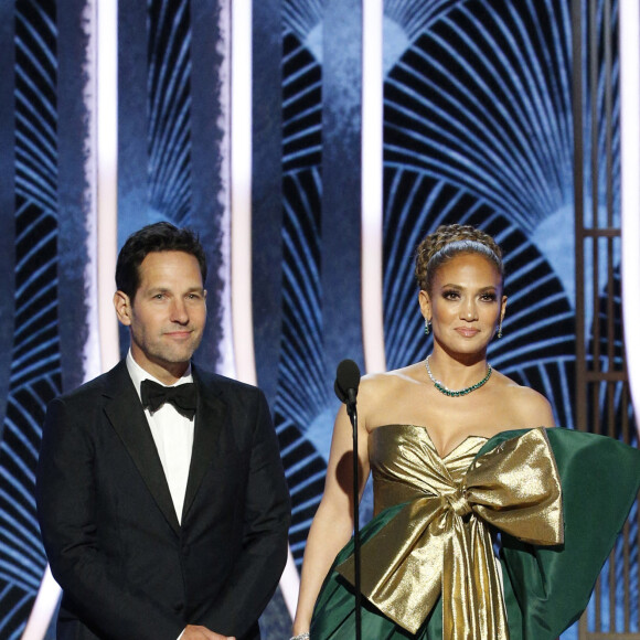 Paul Rudd et Jennifer Lopez lors de la 77ème cérémonie annuelle des Golden Globe Awards au Beverly Hilton Hotel à Los Angeles, le 5 janvier 2020.