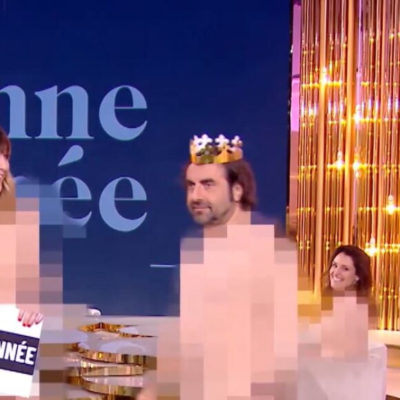 Daphné Bürki et ses chroniqueurs de "Je t'aime etc..." nus dans l'émission du 6 janvier 2020, sur France 2