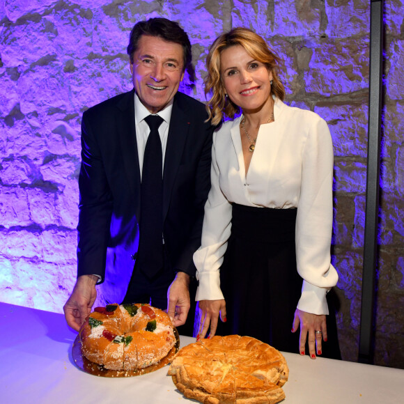 Exclusif - Christian Estrosi, le maire de Nice, et sa femme Laura Tenoudji Estrosi posent devant la galette des rois durant les voeux de la Ville de Nice, de la Métropole Nice Côte d'Azur, du CCAS de la Ville de Nice et de la Région Provence-Alpes-Côte d'Azur à Nice le 6 janvier 2020 dans l'ancienne église des Franciscains, joyau du patrimoine niçois, récemment réhabilitée. © Bruno Bebert/Bestimage