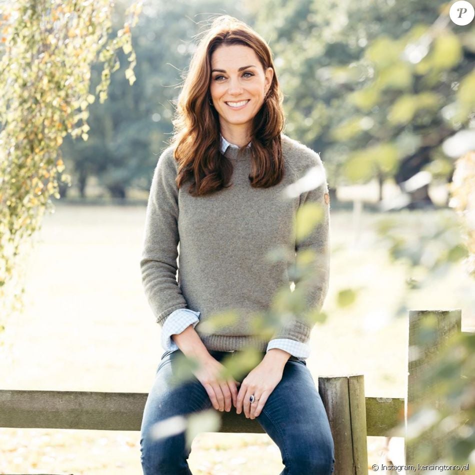 Nouveau Portrait De Kate Middleton Pour Ses 38 Ans Le 9 Janvier 2020   5321585 Nouveau Portrait De Kate Middleton Pour 950x0 1 