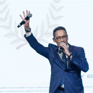 Julien Courbet lors du gala de la Chaine de l'espoir au théâtre de la Tour Eiffel à Paris, France, le 26 mars 2018. Les recettes collectées (les bénéfices de la soirée) seront reversées à l'association La Chaîne de l'Espoir pour redonner vie et sourire à des enfants malades du bout du monde. © Cyril Moreau/Bestimage