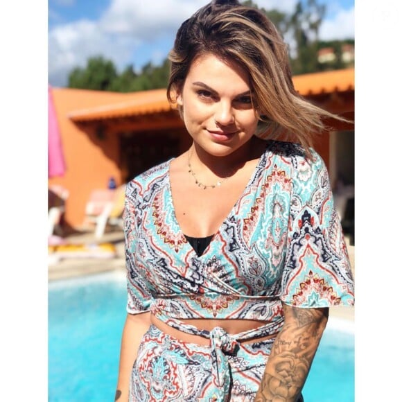 Fanny Rodrigues de "Secret Story 10" radieuse et sublime en robe sur Instagram, le 1er août 2019