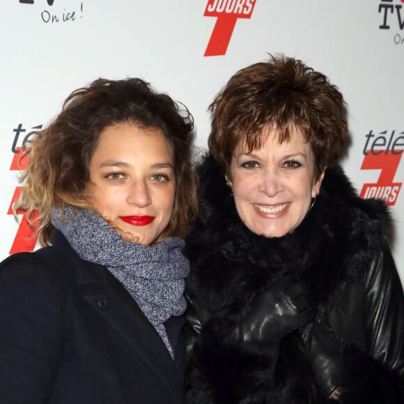 Catherine Laborde et sa fille - Soiree "I LOVE TV" organisée par Tele 7 jours autour de la patinoire du Grand Palais a Paris.
