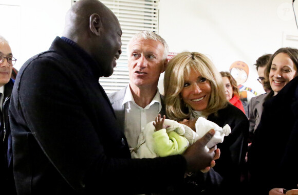 Brigitte Macron (Présidente de la Fondation Hôpitaux de Paris-Hôpitaux de France), Didier Deschamps, parrain de l'opération Pièces Jaunes 2020 lors du lancement de la 31ème édition de l'opération Pièce Jaunes au Centre Hospitalier Régional d'Orléans le 8 janvier 2020.© Dominique Jacovides / Bestimage