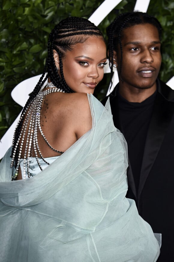 Rihanna et ASAP Rocky à la soirée 'Fashion Awards 2019' au Royal Albert Hall à Londres, le 2 décembre 2019. © Steve Vas / ZumaPress / Bestimage 02/12/2019 - Londres