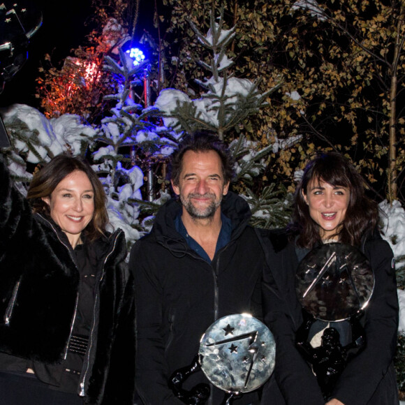 Stéphane De Groodt (Prix d'interprétation masculine pour "Tout Nous Sourit"), Elsa Zylberstein (Prix d'interprétation féminine pour "Tout Nous Sourit"), Melissa Drigeard (Prix spécial du Jury pour "Tout Nous Sourit") dans la press room du 23ème festival international du film de comédie de l'Alpe d'Huez, le 18 janvier 2020. © Cyril Moreau/Bestimage