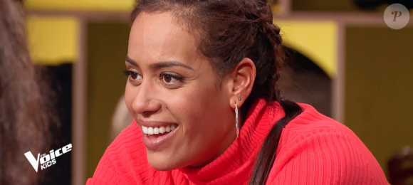 Amel Bent dans "The Voice Kids 2019" sur TF1. Le 4 octobre 2019.