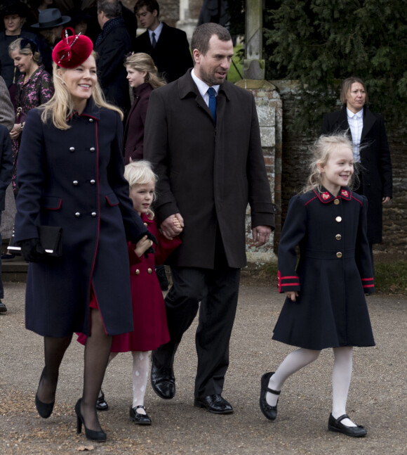 Peter Phillips et sa femme Autumn Phillips avec leurs enfants Isla et Savannah - La famille royale d'Angleterre arrive à la messe de Noël à l'église Sainte-Marie-Madeleine à Sandringham, le 25 décembre 2017. 25 December 2017.
