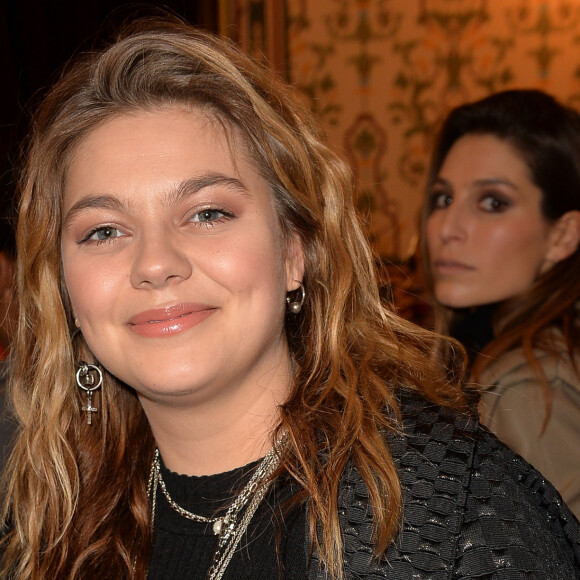 Louane Emera (enceinte) - After show du défilé de mode Haute-Couture printemps-été 2020 Jean-Paul Gaultier au théâtre du Châtelet à Paris le 22 janvier 2020. © Christophe Clovis-Veeren Ramsamy / Bestimage