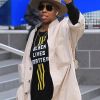 L'actrice Lena Waithe se promène dans les rues de Hollywood. Le 5 janvier 2019 Hollywood, CA - Lena Waithe greets fans in Hollywood.