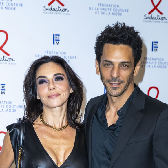 Tomer Sisley et sa femme Sandra lors du photocall de la 18ème édition du "Dîner de la mode du Sidaction" au Pavillon Cambon Capucines - Potel et Chabot à Paris, France, le 23 janvier 2020. © Olivier Borde/Bestimage