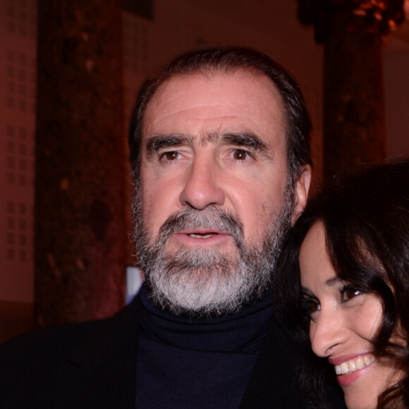 Eric Cantona et sa femme Rachida Brakni lors de la soirée de gala de la 18ème édition du "Dîner de la mode du Sidaction" au Pavillon Cambon Capucines - Potel et Chabot à Paris, France, le 23 janvier 2020. © Rachid Bellak/Bestimage