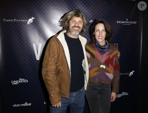 Benjamin Seznec, Julie Fournier - Vernissage de l'exposition "Versus" de N. Bary à l'occasion de la rénovation du hall cinéma "Le Cinéma des Cinéastes" à Paris le 23 janvier 2020. © Marc Ausset-Lacroix/Bestimage