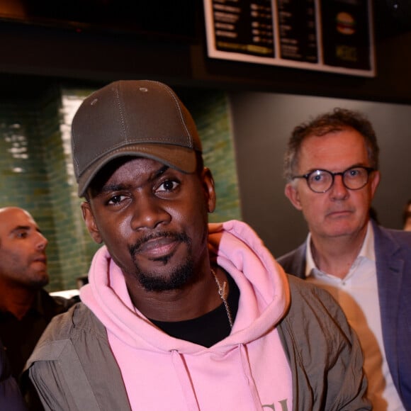 Black M à l'nauguration du nouveau restaurant de fast food healthy de K. Adams, le "Jak Healthy" au 24 rue de Rivoli dans le 4ème arrondissement à Paris, le 15 octobre 2019.